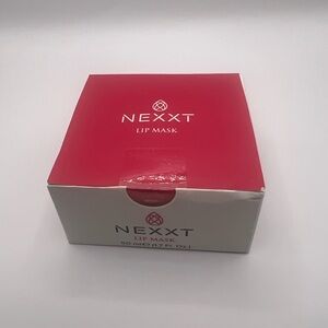 NWT Nexxt Lip Mask